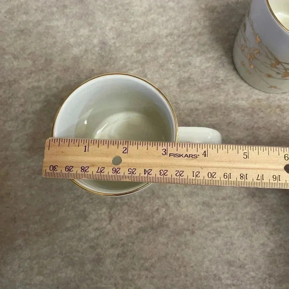 Snowfall Splender Target 08 Porcelain White w/Gold Trim Coffee Tea Mug Set of 2 - Picture 7 of 10